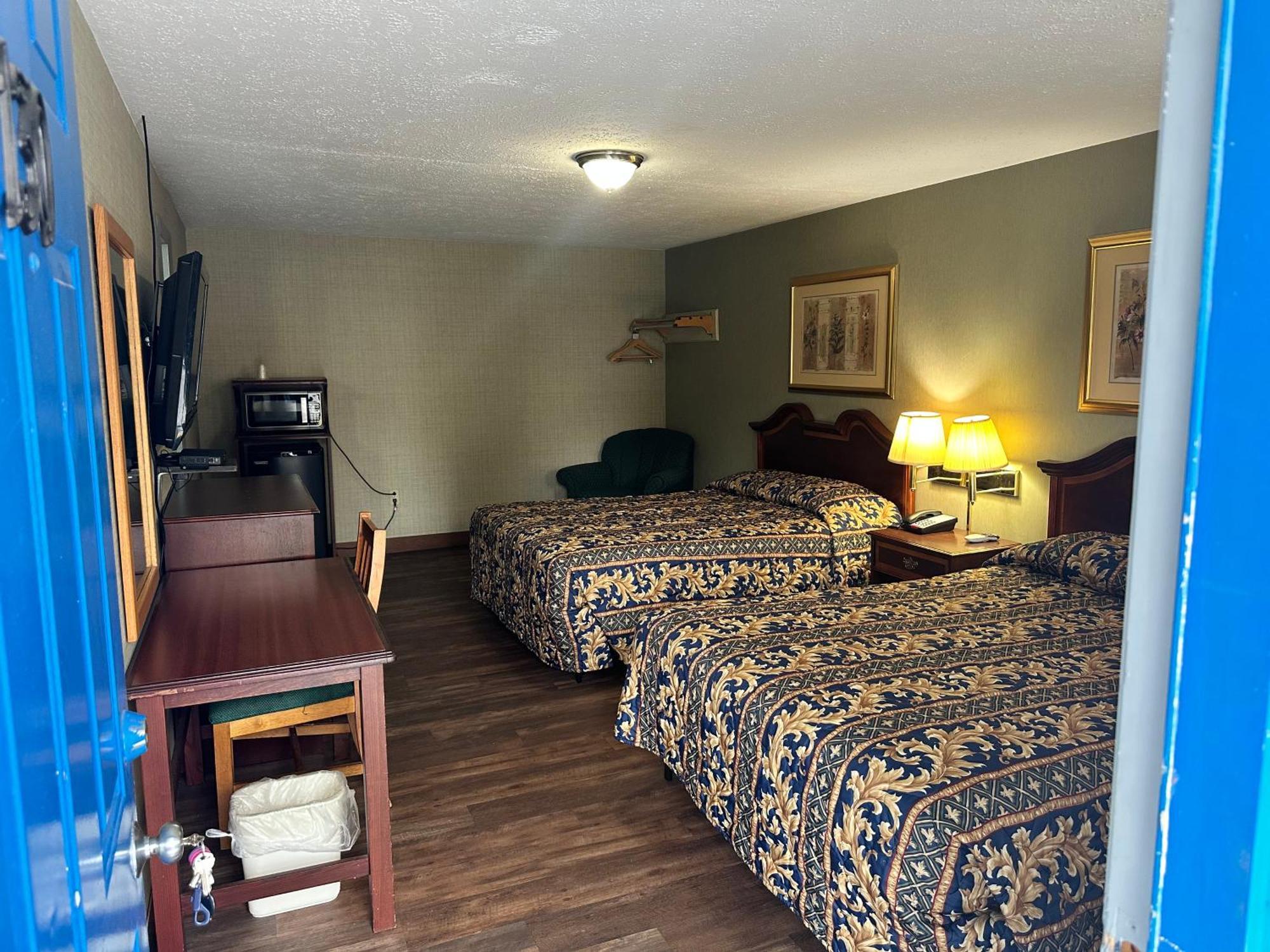 Westgate Manor Motel Austintown & Youngstown Ohio ภายนอก รูปภาพ