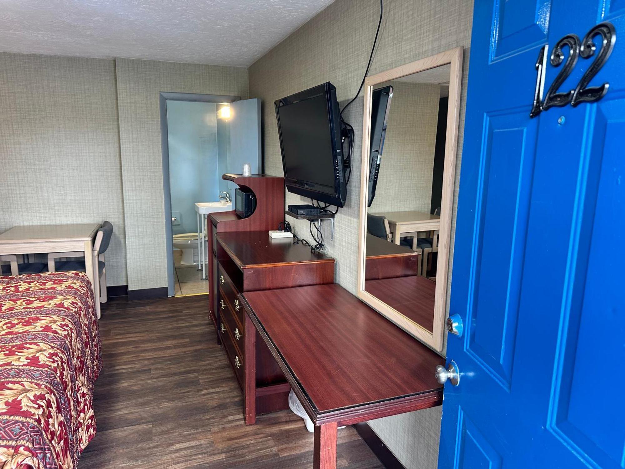Westgate Manor Motel Austintown & Youngstown Ohio ภายนอก รูปภาพ