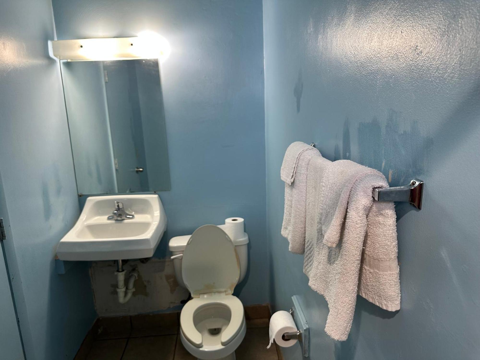 Westgate Manor Motel Austintown & Youngstown Ohio ภายนอก รูปภาพ