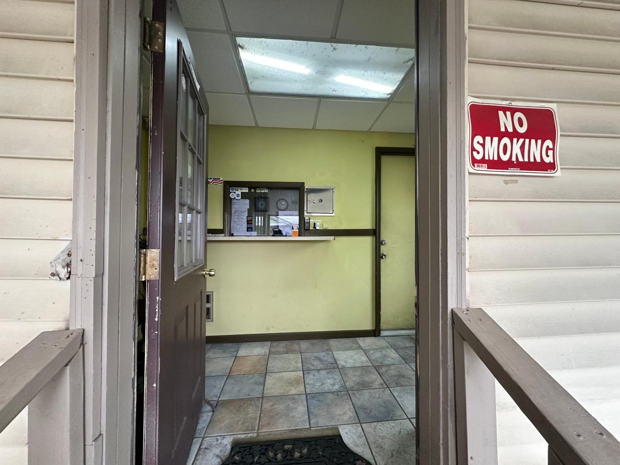 Westgate Manor Motel Austintown & Youngstown Ohio ภายนอก รูปภาพ